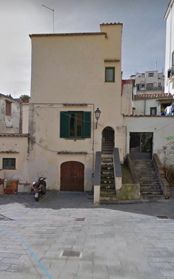 Starhost - Terazza Barbuti Apartment Salerno Exterior photo